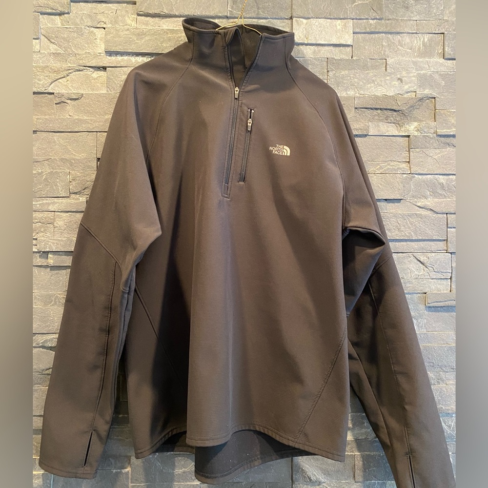 The North Face apex windwall 1/4 zip - Thumbholes